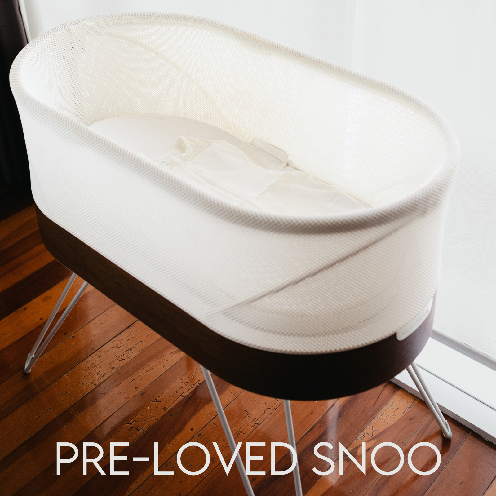 Used 2025 snoo crib